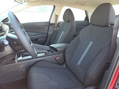 2026 Hyundai ELANTRA SE IVT