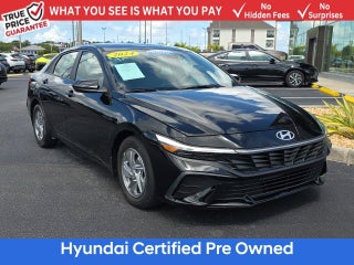 2024 Hyundai ELANTRA SE