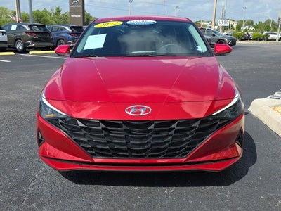 2022 Hyundai ELANTRA SEL