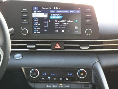 2022 Hyundai ELANTRA SEL