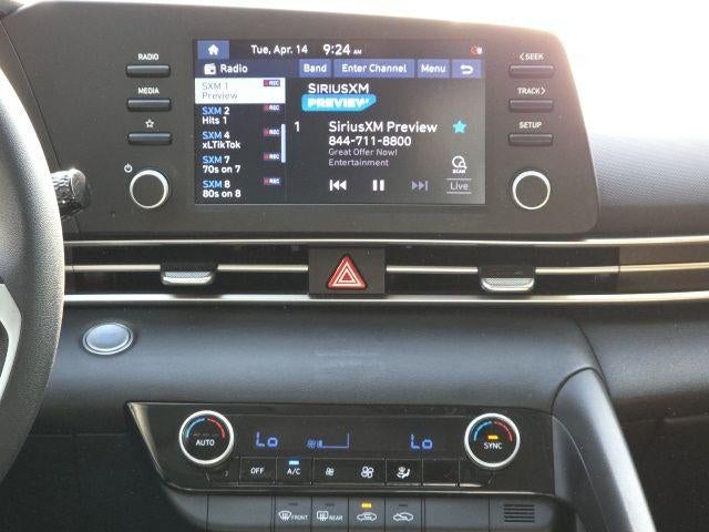 2022 Hyundai ELANTRA SEL