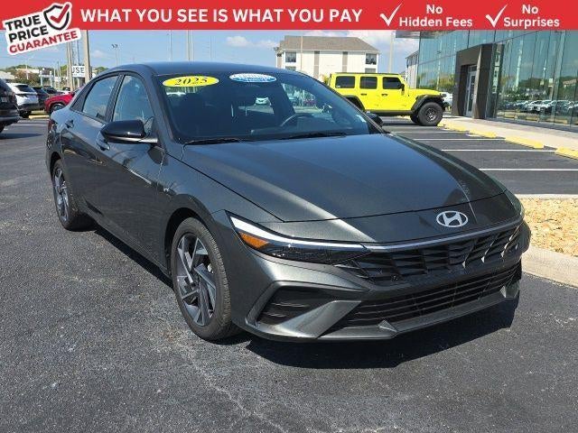 2025 Hyundai Elantra SEL