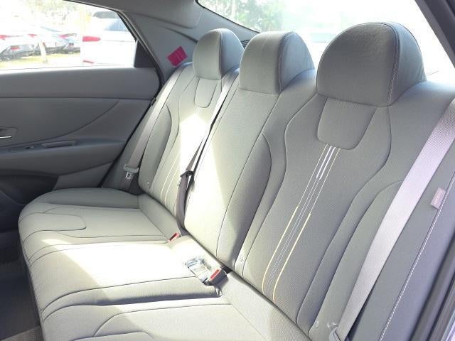 2026 Hyundai ELANTRA SEL Sport IVT