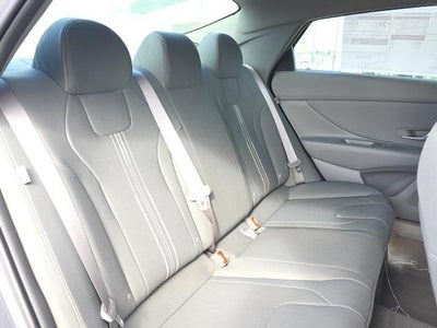 2026 Hyundai ELANTRA SEL Sport IVT