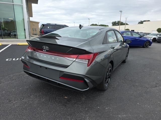 2026 Hyundai ELANTRA SEL Sport IVT