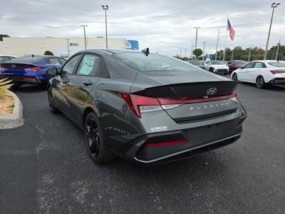 2026 Hyundai ELANTRA SEL Sport IVT