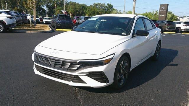 2025 Hyundai ELANTRA SEL Sport IVT