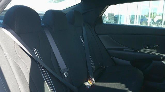 2025 Hyundai ELANTRA SEL Sport IVT