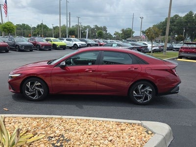 2025 Hyundai ELANTRA SEL Sport