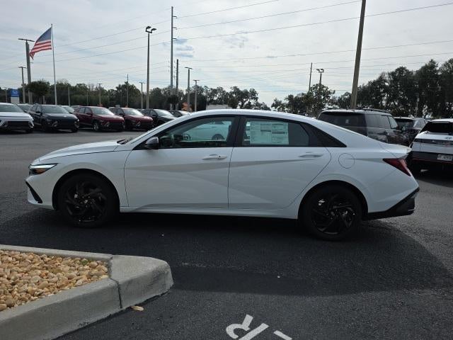 2026 Hyundai ELANTRA SEL Sport IVT