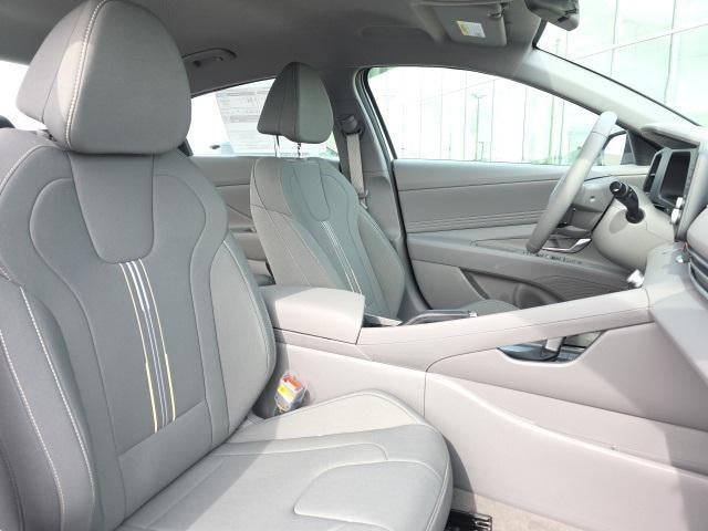 2026 Hyundai ELANTRA SEL Sport IVT