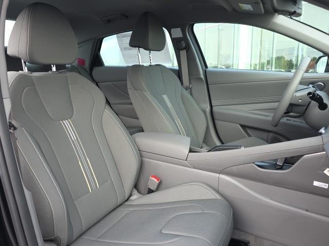 2026 Hyundai ELANTRA SEL Sport IVT