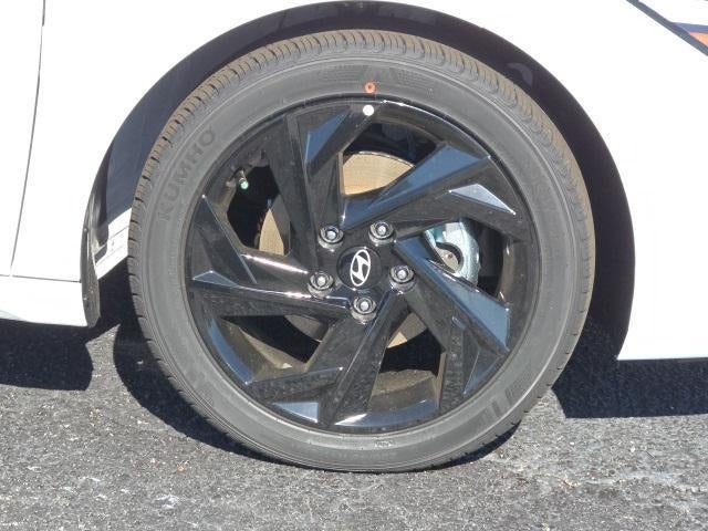 2026 Hyundai ELANTRA SEL Sport IVT