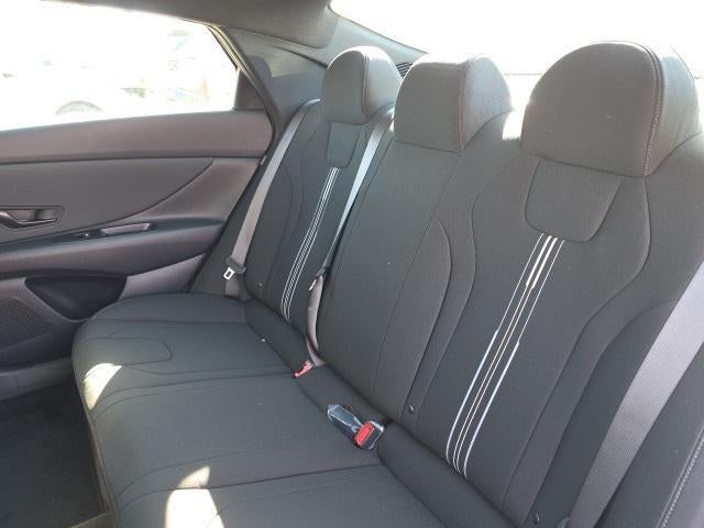 2026 Hyundai ELANTRA SEL Sport IVT