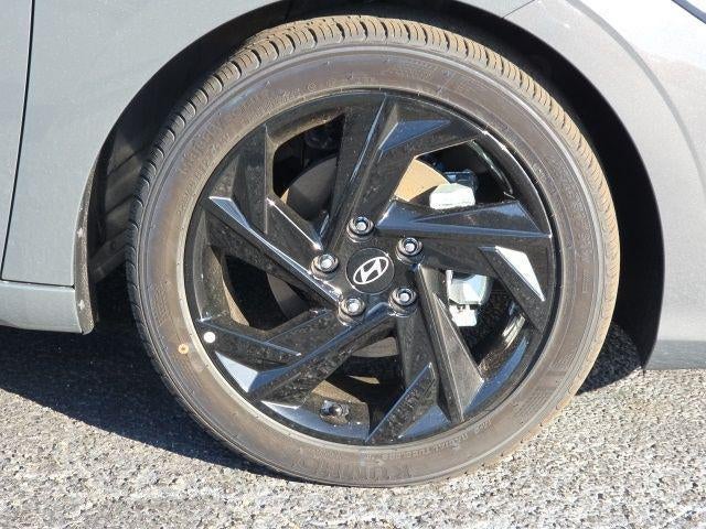 2026 Hyundai ELANTRA SEL Sport IVT