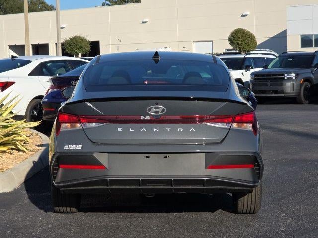 2026 Hyundai ELANTRA SEL Sport IVT