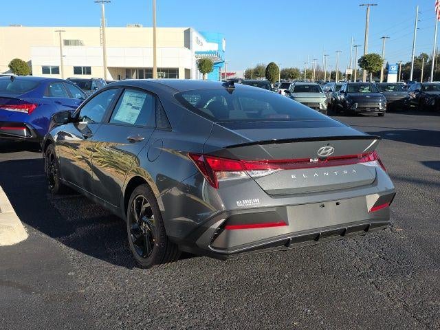 2026 Hyundai ELANTRA SEL Sport IVT