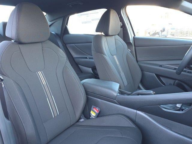 2026 Hyundai ELANTRA SEL Sport IVT