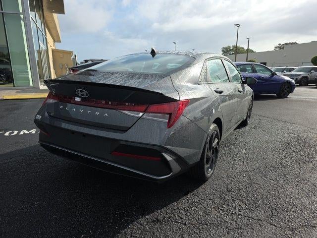 2026 Hyundai ELANTRA SEL Sport IVT