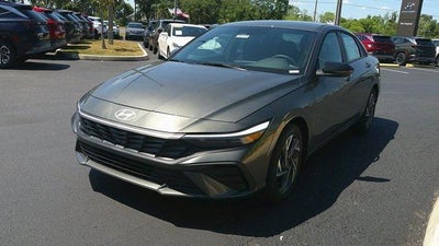 2025 Hyundai ELANTRA SEL Sport IVT