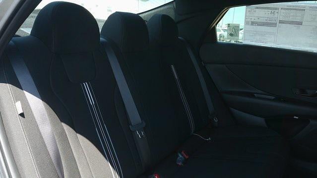 2025 Hyundai ELANTRA SEL Sport IVT