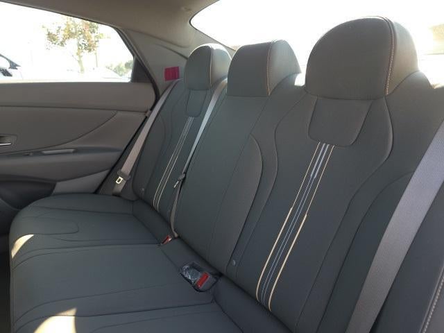 2026 Hyundai ELANTRA SEL Sport IVT