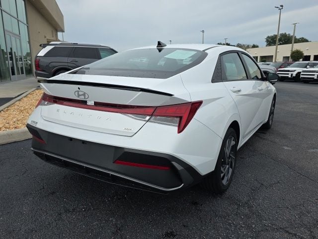 2025 Hyundai ELANTRA HYBRID SEL Sport