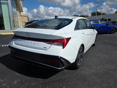 2026 Hyundai ELANTRA HYBRID Limited Sedan