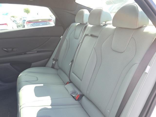 2026 Hyundai ELANTRA HYBRID Limited Sedan