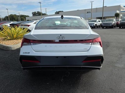 2026 Hyundai ELANTRA HYBRID Limited Sedan