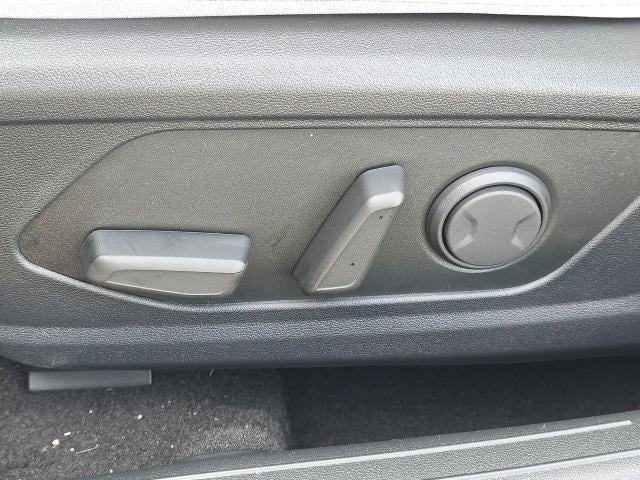 2026 Hyundai ELANTRA HYBRID Limited Sedan