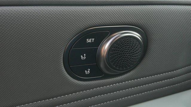 2025 Hyundai ELANTRA HYBRID Limited DCT