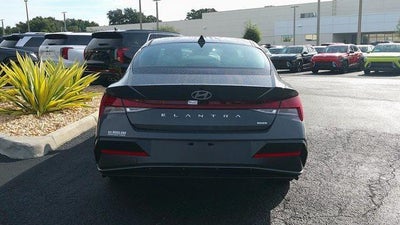 2025 Hyundai ELANTRA HYBRID Limited DCT