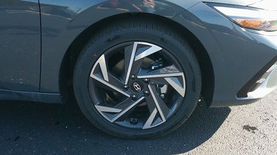 2025 Hyundai ELANTRA HYBRID Limited DCT