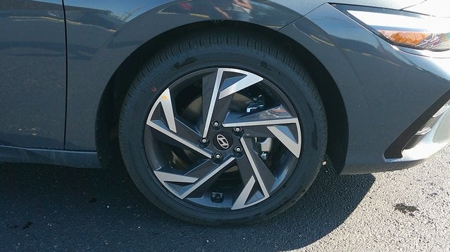 2025 Hyundai ELANTRA HYBRID Limited DCT