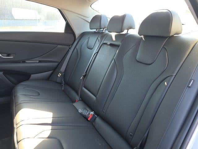 2026 Hyundai ELANTRA HYBRID Limited Sedan