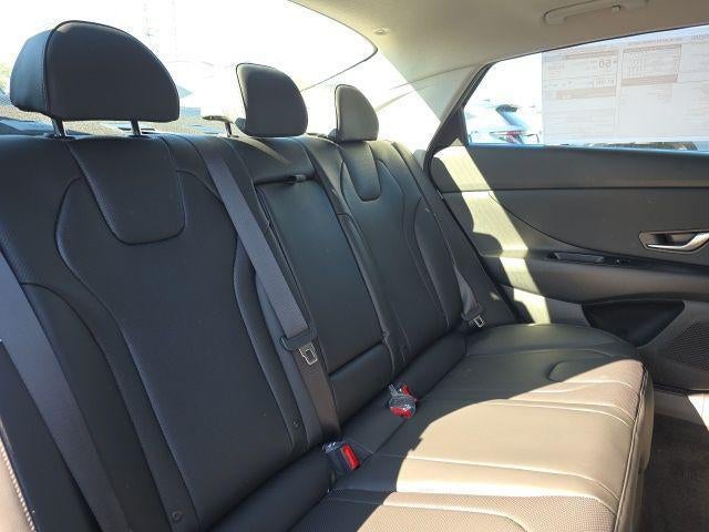 2026 Hyundai ELANTRA HYBRID Limited Sedan