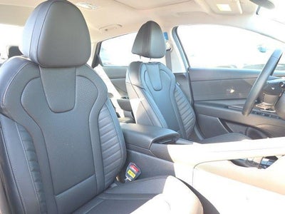 2026 Hyundai ELANTRA HYBRID Limited Sedan