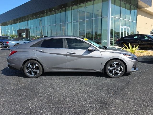 2023 Hyundai ELANTRA Limited
