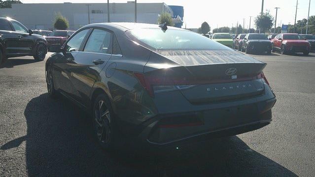 2025 Hyundai ELANTRA Limited IVT