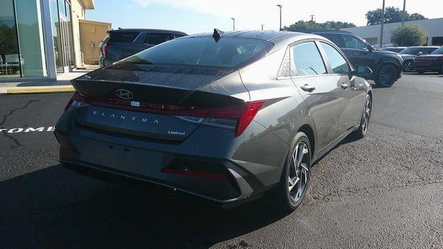 2025 Hyundai ELANTRA Limited IVT