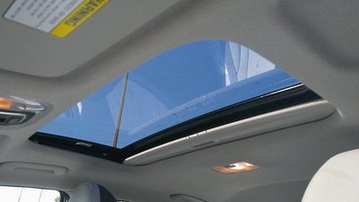 2025 Hyundai ELANTRA Limited IVT