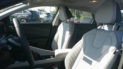 2025 Hyundai ELANTRA Limited IVT