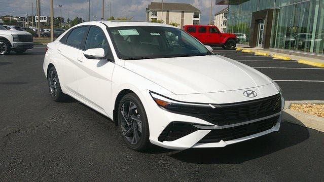 2026 Hyundai ELANTRA Limited IVT