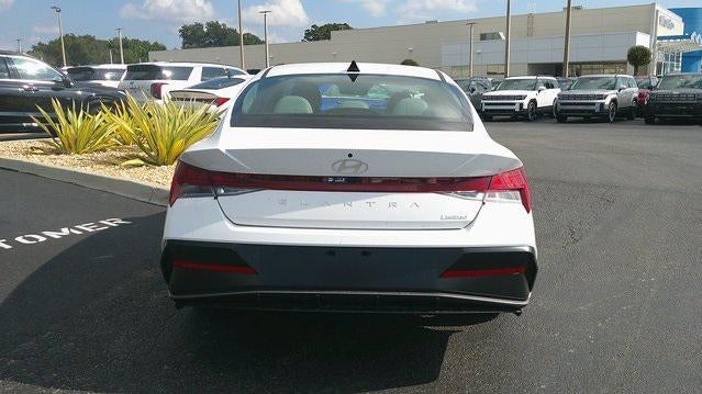 2026 Hyundai ELANTRA Limited IVT