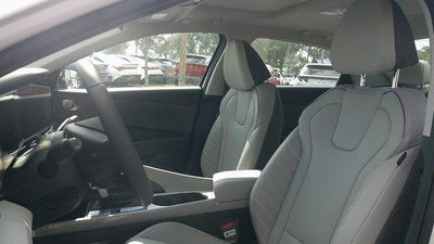 2026 Hyundai ELANTRA Limited IVT