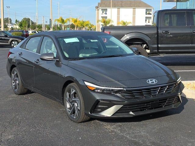 2026 Hyundai ELANTRA Limited IVT