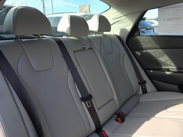 2026 Hyundai ELANTRA Limited IVT