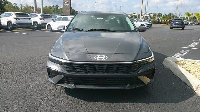 2026 Hyundai ELANTRA Limited IVT