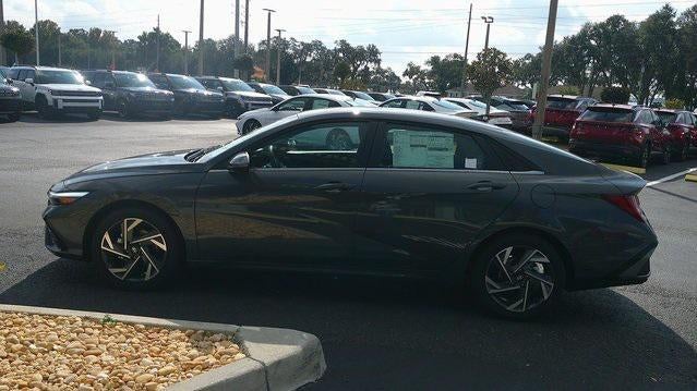 2026 Hyundai ELANTRA Limited IVT